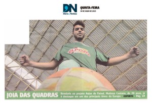 Anjos do Futsal no Jornal Diário de Notícias - 30/07/2015 - CAPA